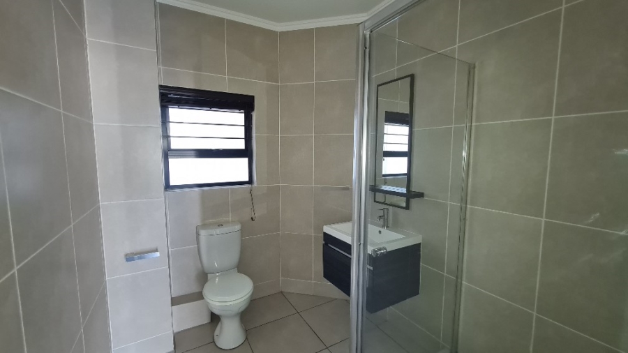 To Let 2 Bedroom Property for Rent in Greenstone Hill Gauteng