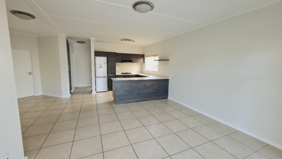 To Let 2 Bedroom Property for Rent in Greenstone Hill Gauteng