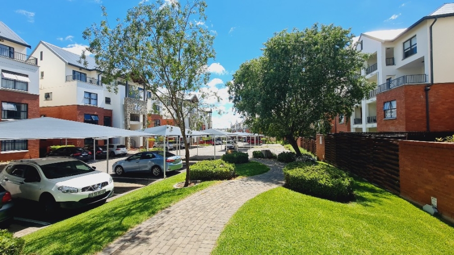 To Let 2 Bedroom Property for Rent in Greenstone Hill Gauteng