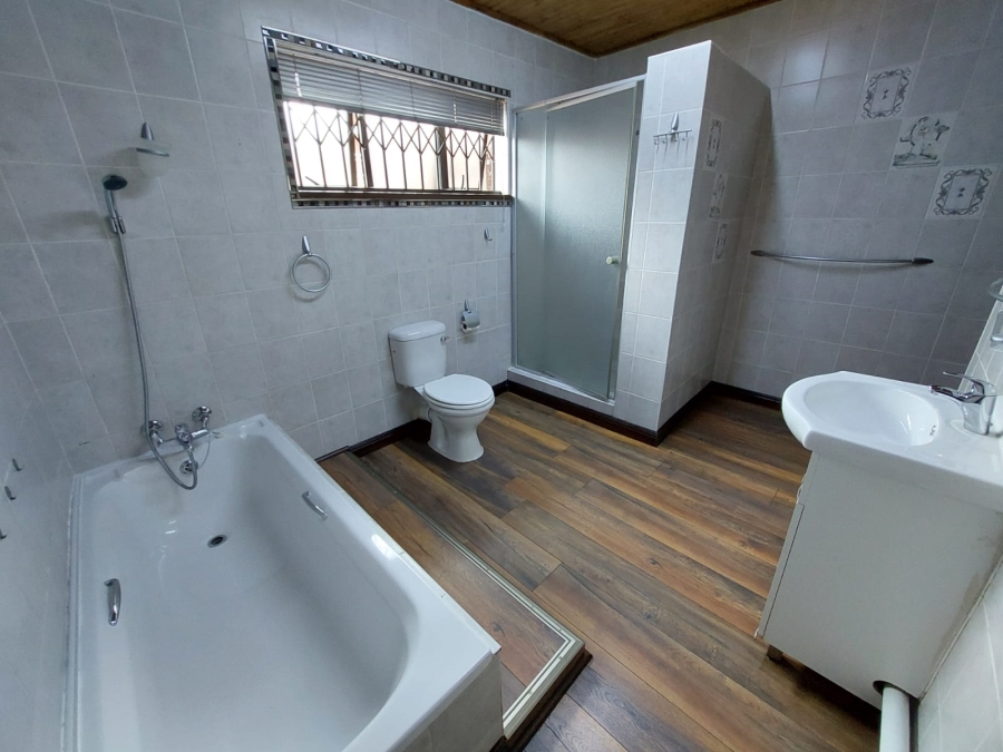 3 Bedroom Property for Sale in Brenthurst Gauteng