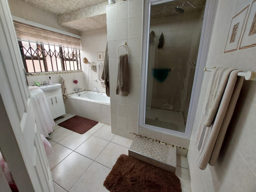 3 Bedroom Property for Sale in Brenthurst Gauteng