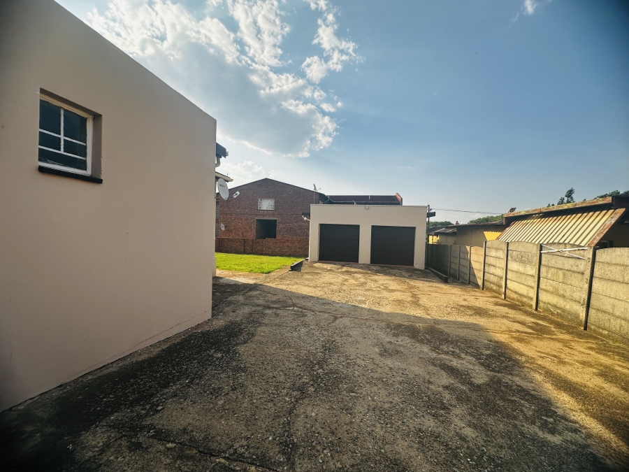 3 Bedroom Property for Sale in Brakpan Central Gauteng