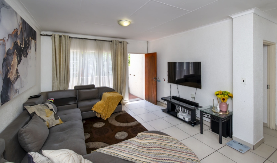 2 Bedroom Property for Sale in Eden Glen Gauteng