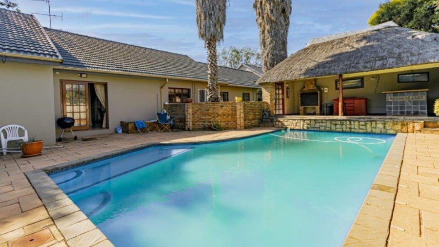 4 Bedroom Property for Sale in Elma Park Gauteng