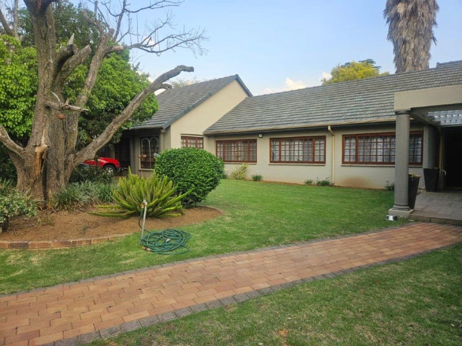 4 Bedroom Property for Sale in Elma Park Gauteng