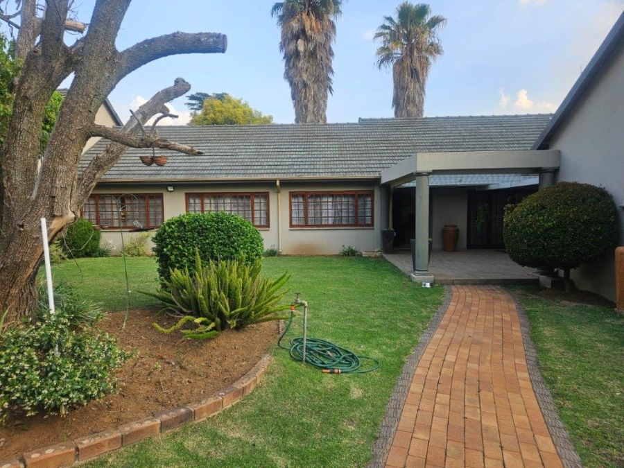 4 Bedroom Property for Sale in Elma Park Gauteng