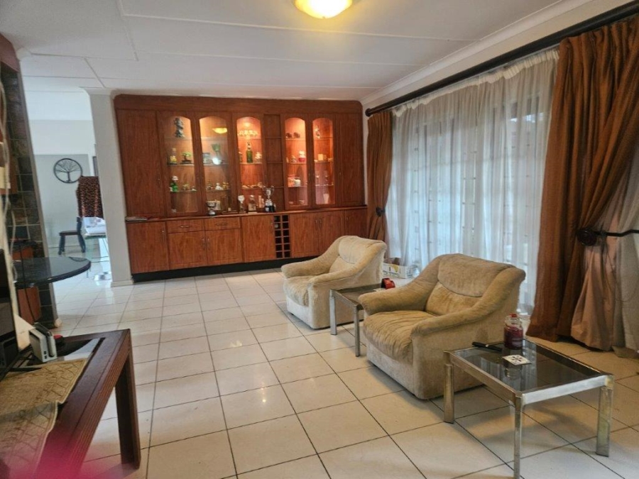 4 Bedroom Property for Sale in Elma Park Gauteng