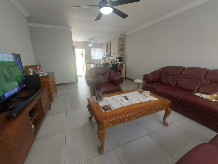 3 Bedroom Property for Sale in Wilgeheuwel Gauteng