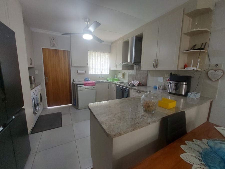 3 Bedroom Property for Sale in Wilgeheuwel Gauteng