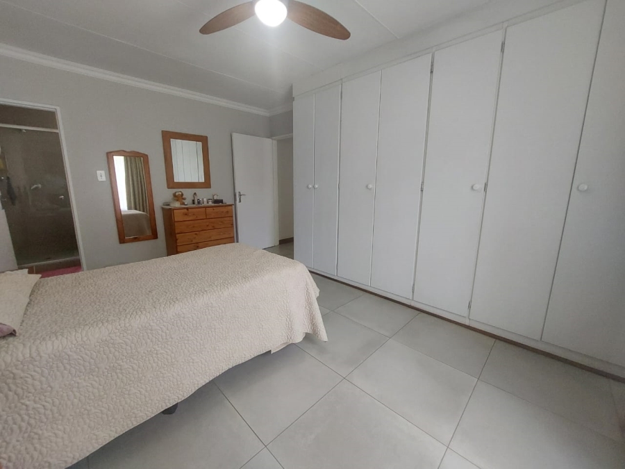 3 Bedroom Property for Sale in Wilgeheuwel Gauteng