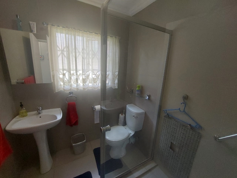 3 Bedroom Property for Sale in Wilgeheuwel Gauteng