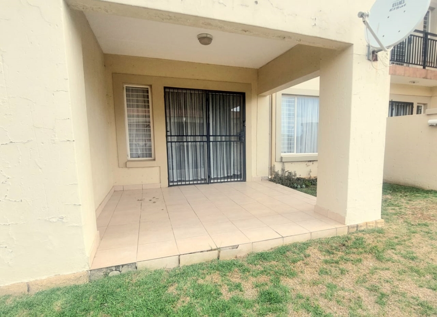 1 Bedroom Property for Sale in Sonnedal AH Gauteng