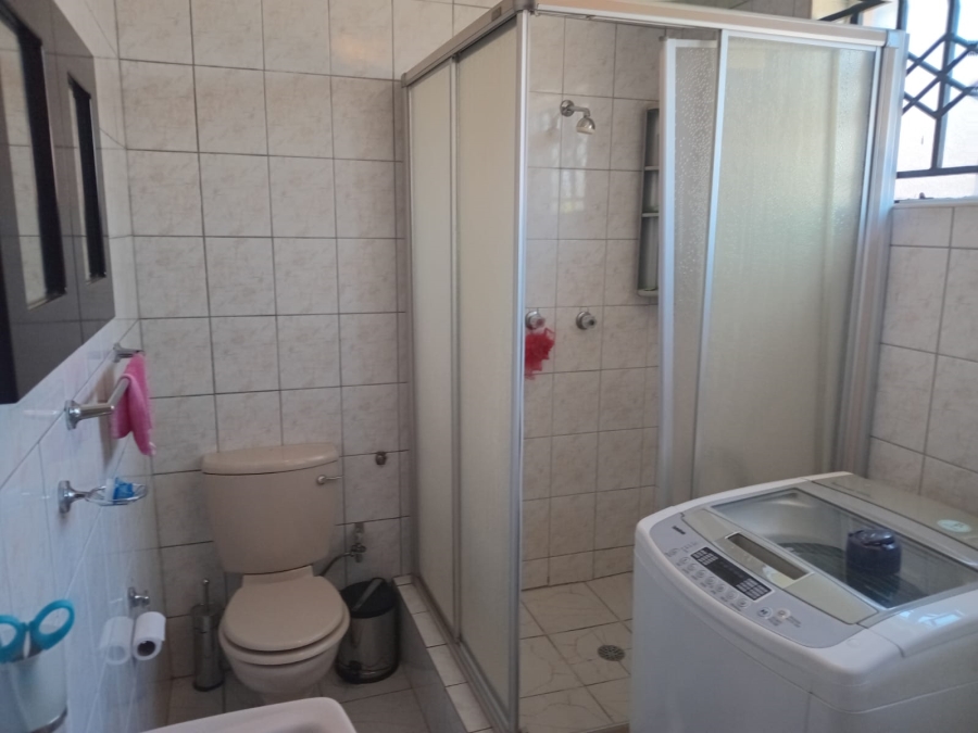 To Let 4 Bedroom Property for Rent in Edleen Gauteng