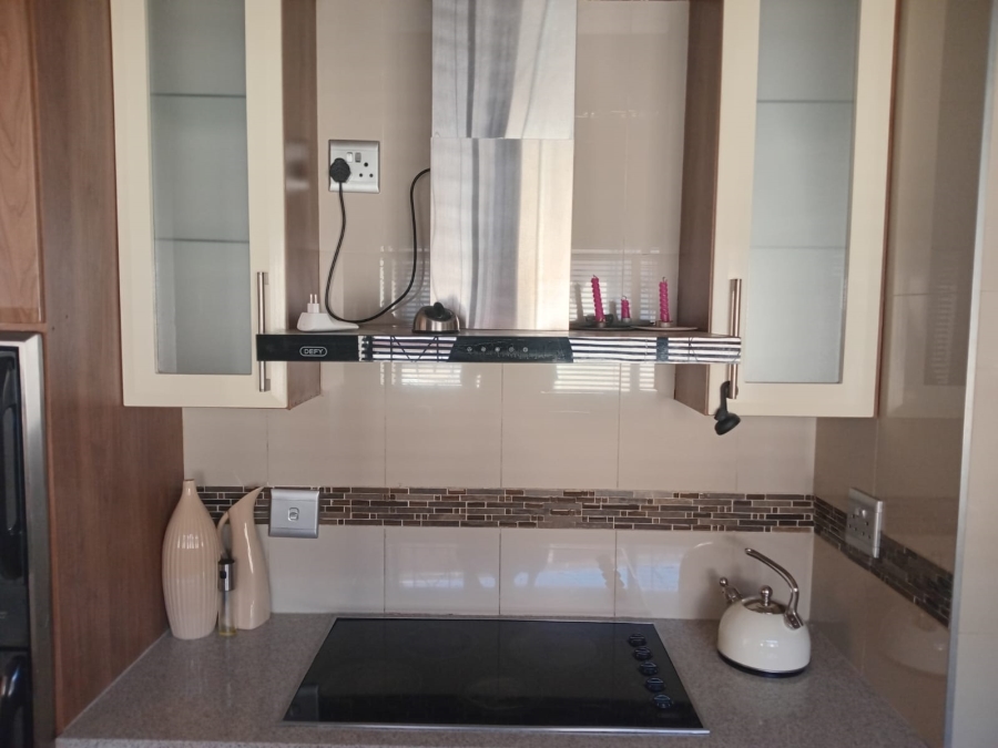 To Let 4 Bedroom Property for Rent in Edleen Gauteng