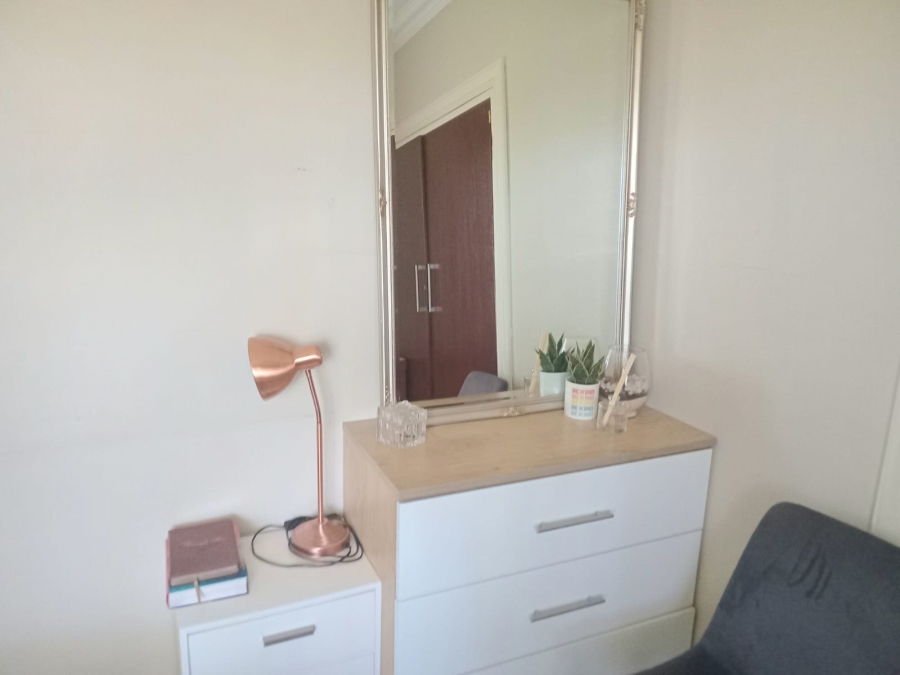 To Let 4 Bedroom Property for Rent in Edleen Gauteng