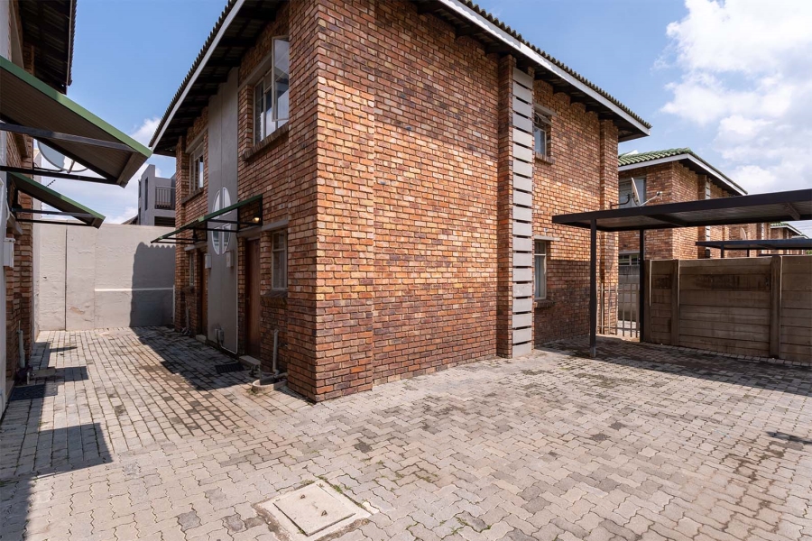 2 Bedroom Property for Sale in Edleen Gauteng