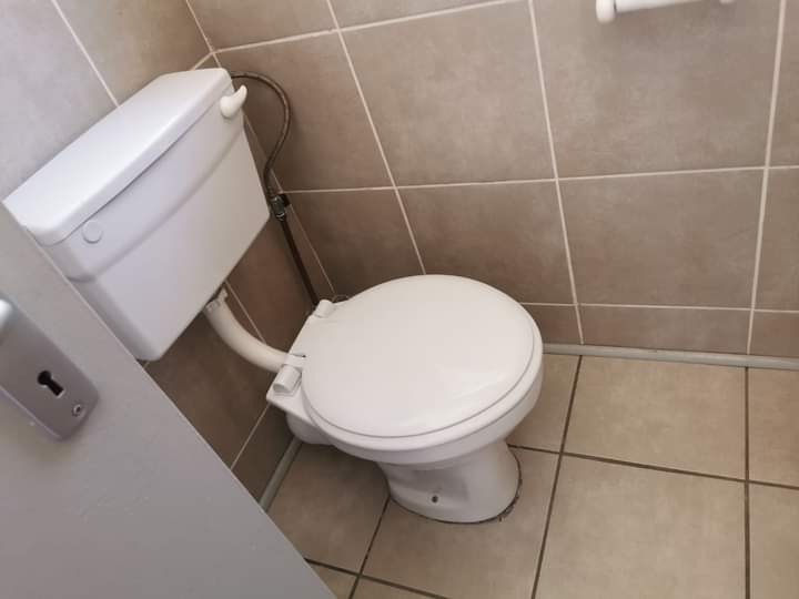 To Let 2 Bedroom Property for Rent in Sonneveld Gauteng