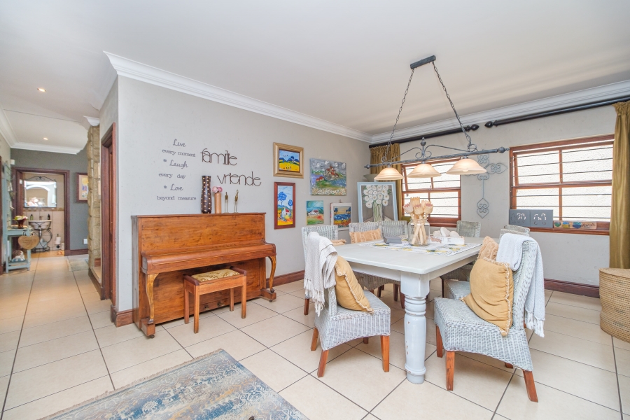 4 Bedroom Property for Sale in Northcliff Gauteng