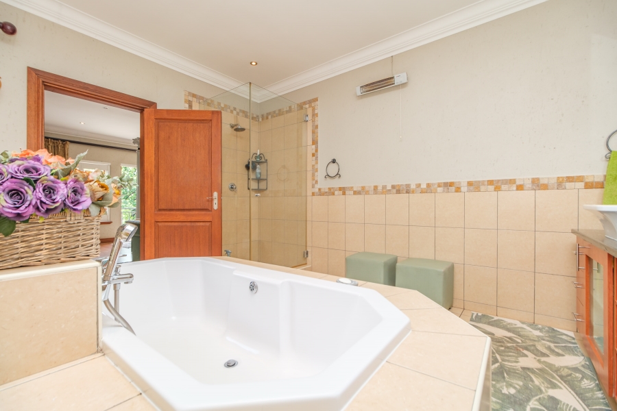 4 Bedroom Property for Sale in Northcliff Gauteng