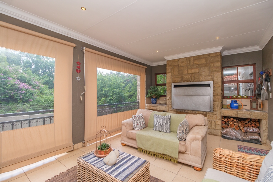 4 Bedroom Property for Sale in Northcliff Gauteng