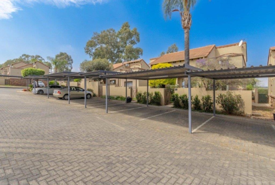 2 Bedroom Property for Sale in Dowerglen Ext 4 Gauteng