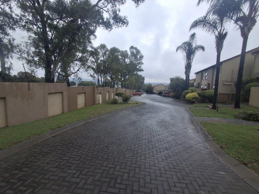 2 Bedroom Property for Sale in Dowerglen Ext 4 Gauteng