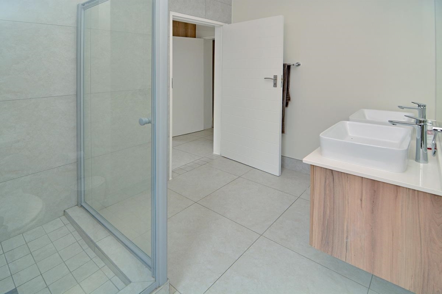 To Let 2 Bedroom Property for Rent in Modderfontein Gauteng