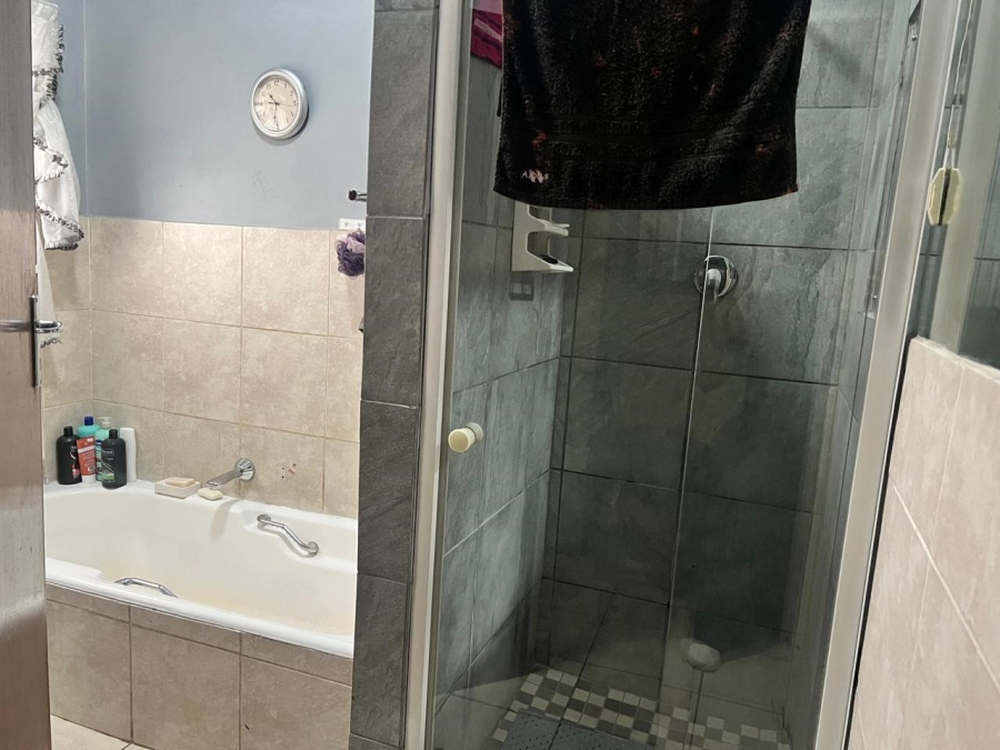 3 Bedroom Property for Sale in Brakpan Central Gauteng