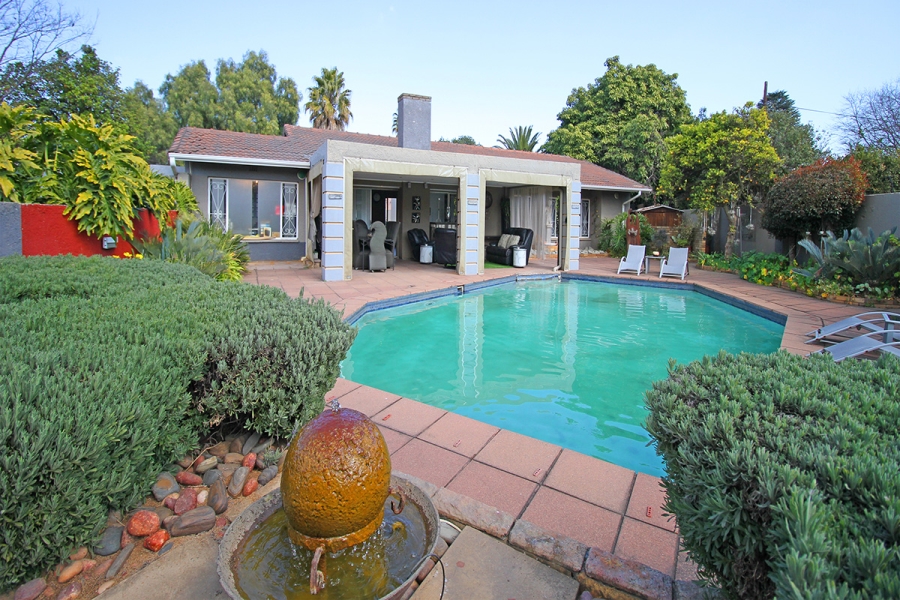 3 Bedroom Property for Sale in Van Riebeeck Park Gauteng