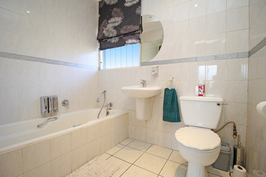 3 Bedroom Property for Sale in Van Riebeeck Park Gauteng