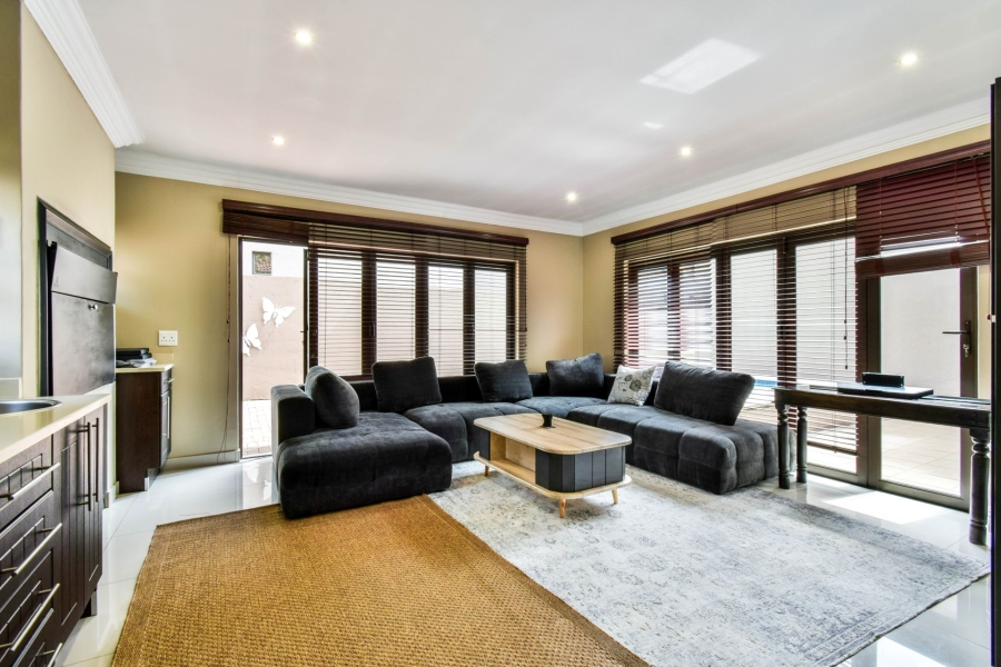 4 Bedroom Property for Sale in Midstream Estate Gauteng