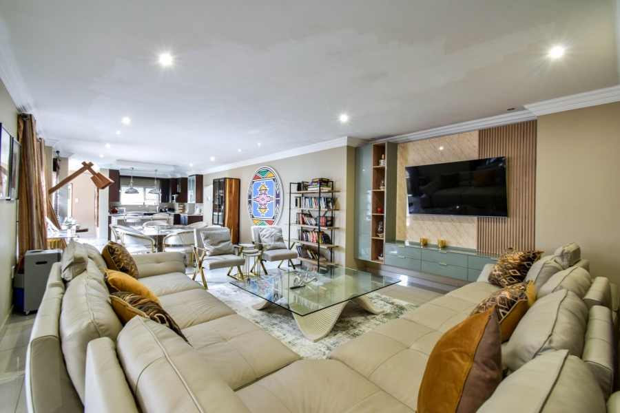 4 Bedroom Property for Sale in Midstream Estate Gauteng