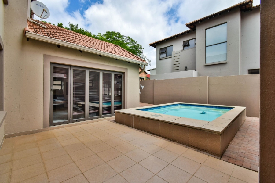 4 Bedroom Property for Sale in Midstream Estate Gauteng