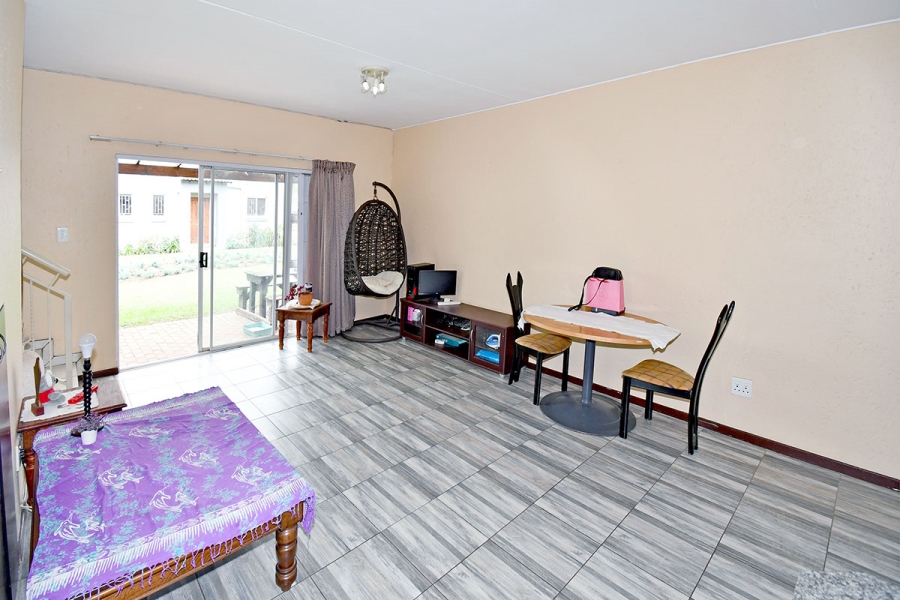 2 Bedroom Property for Sale in Greenstone Hill Gauteng
