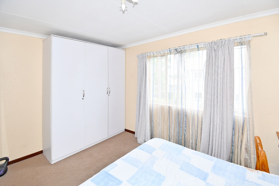 2 Bedroom Property for Sale in Greenstone Hill Gauteng