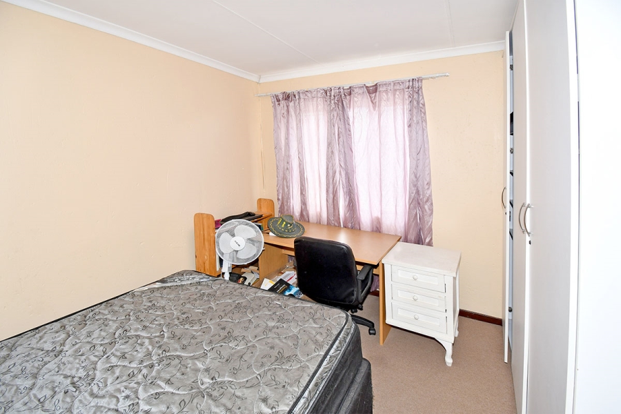 2 Bedroom Property for Sale in Greenstone Hill Gauteng