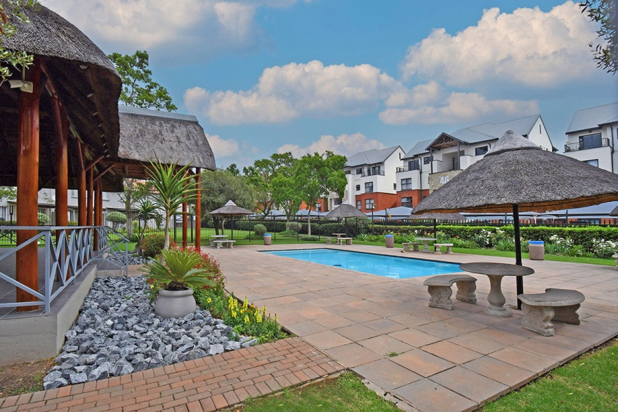 2 Bedroom Property for Sale in Greenstone Hill Gauteng