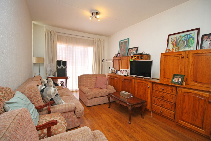 2 Bedroom Property for Sale in Glenhazel Gauteng