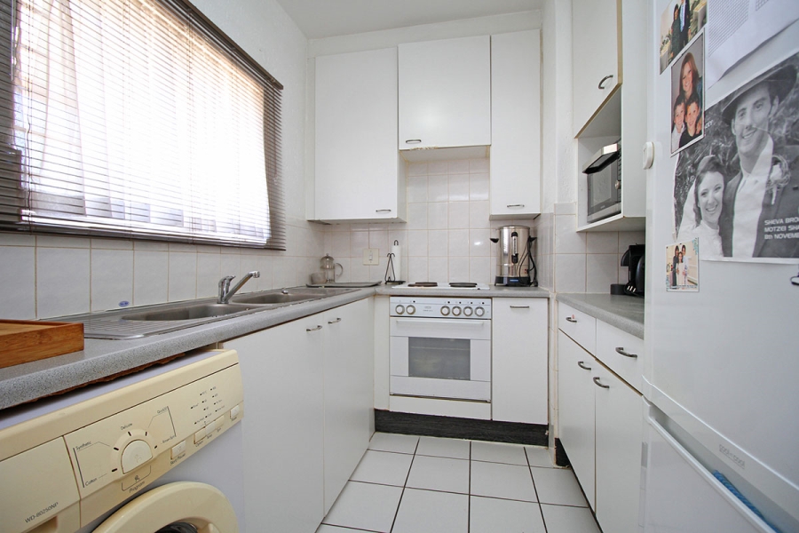 2 Bedroom Property for Sale in Glenhazel Gauteng