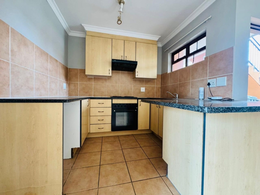 2 Bedroom Property for Sale in Montana Tuine Gauteng