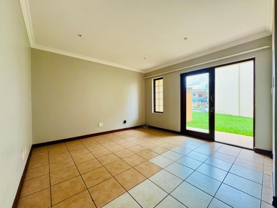 2 Bedroom Property for Sale in Montana Tuine Gauteng