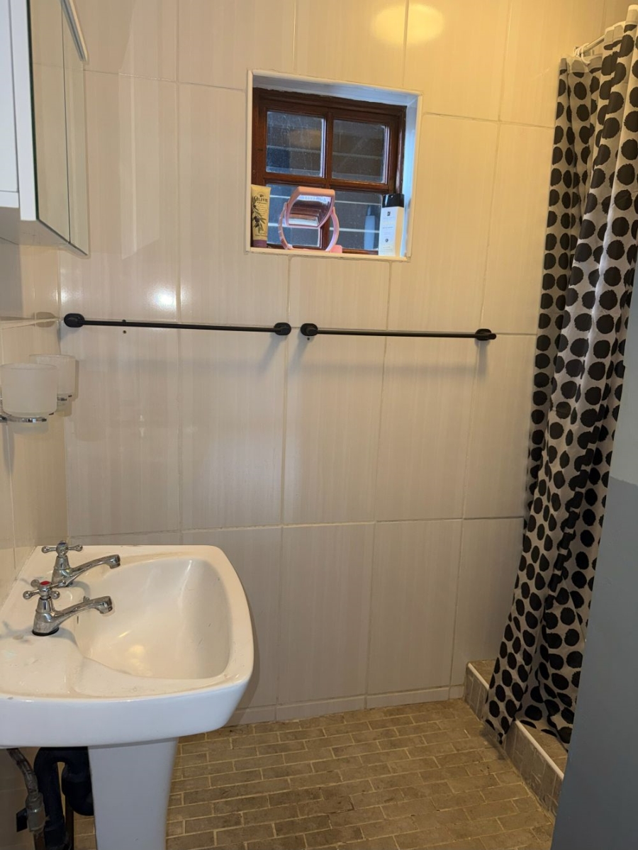 4 Bedroom Property for Sale in Wilgeheuwel Gauteng