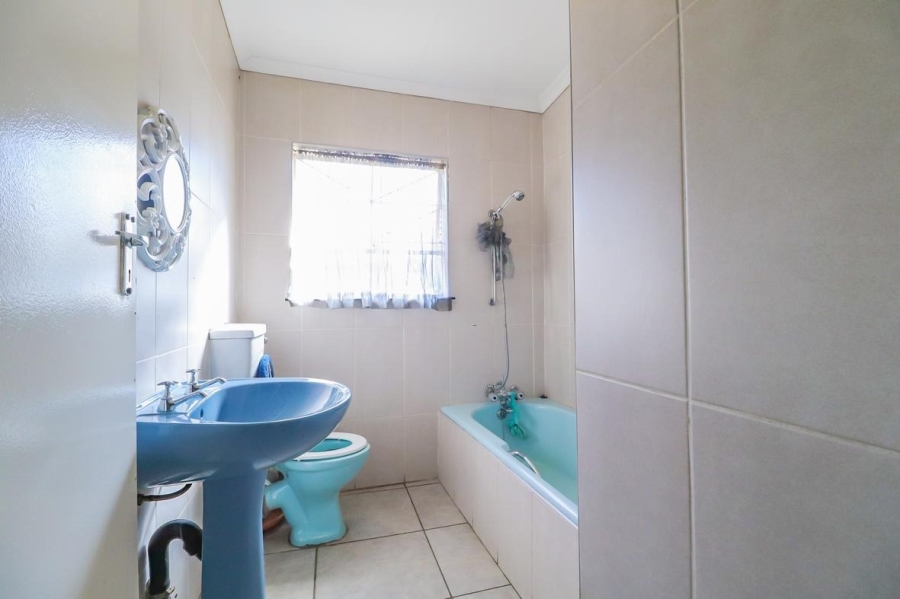 3 Bedroom Property for Sale in Lilianton Gauteng