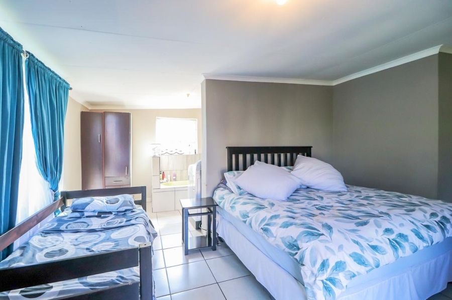 3 Bedroom Property for Sale in Lilianton Gauteng