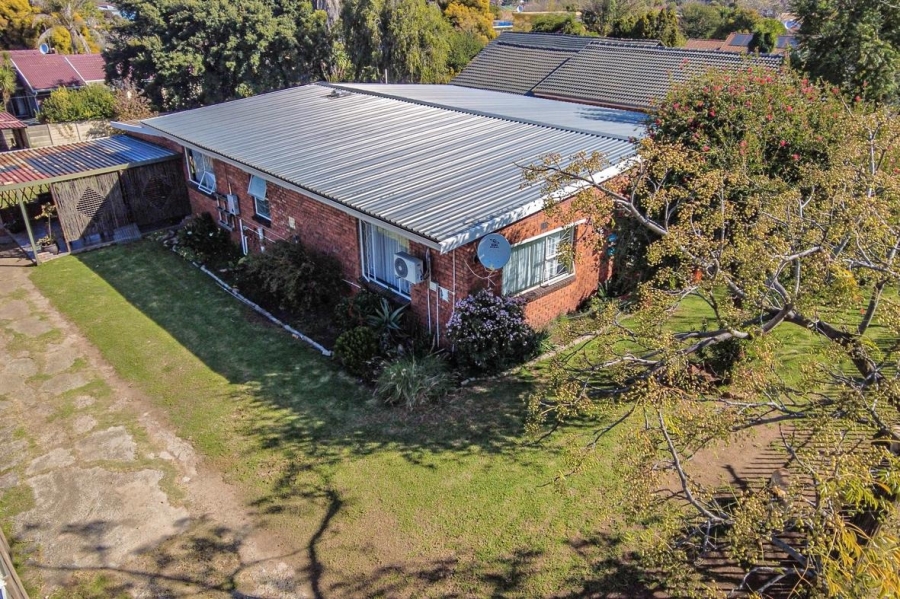 3 Bedroom Property for Sale in Lilianton Gauteng