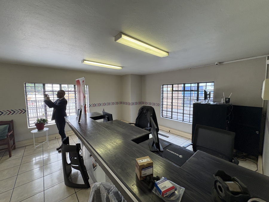 To Let commercial Property for Rent in Jet Park Gauteng