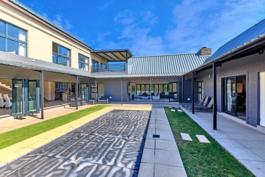 To Let 4 Bedroom Property for Rent in Waterfall Country Estate Gauteng