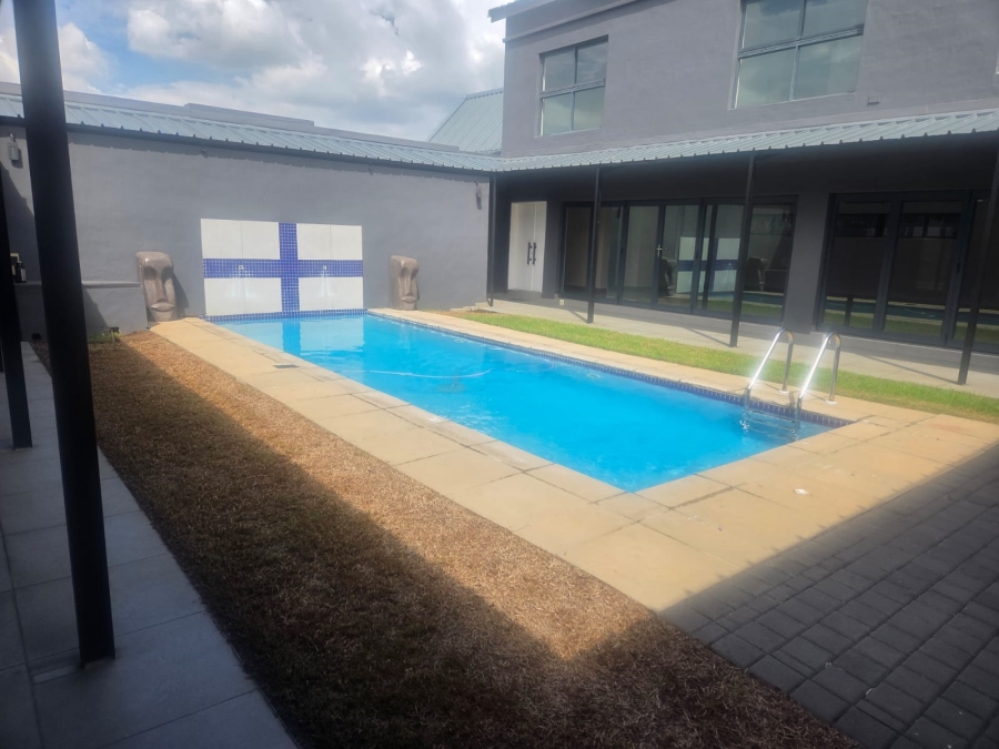 To Let 4 Bedroom Property for Rent in Waterfall Country Estate Gauteng