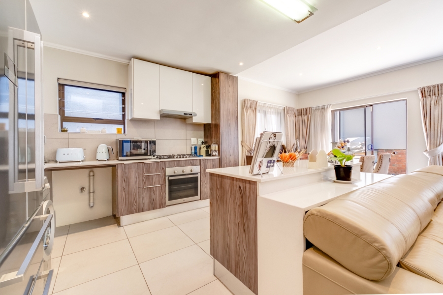 3 Bedroom Property for Sale in Bryanston Gauteng