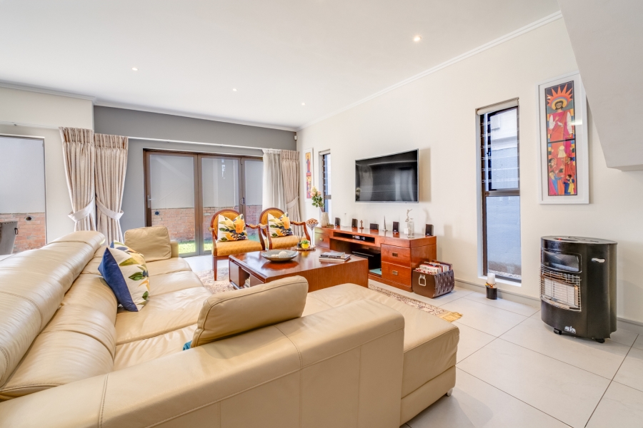 3 Bedroom Property for Sale in Bryanston Gauteng